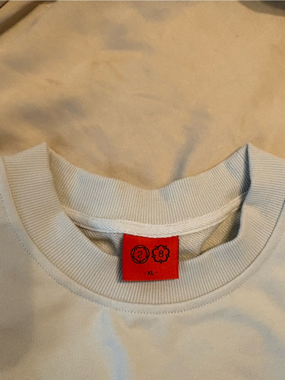 28 Official Programme Ecru Sweatshirt XL, Louis Tomlinson 28OP Clothing - Picture 5 of 16